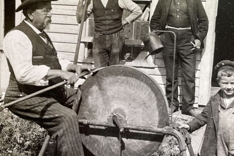 Axe care tips for people who don’t know a damn thing about axe care.