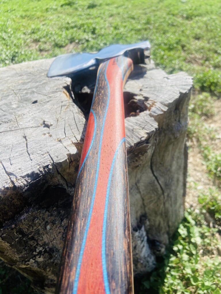 Axe Maker Woosiie hatchet