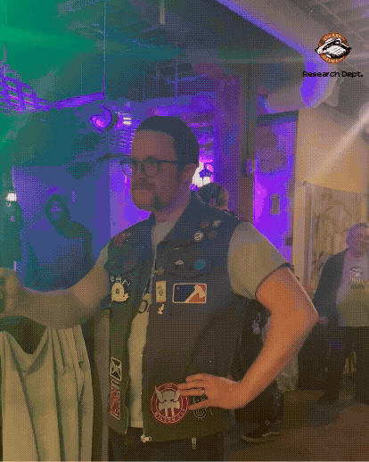 throwing axes off hand tip